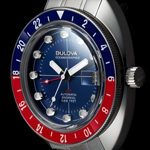 Bulova Oceanographer horloge, blauwe wijzerplaat, GMT, automatisch, snorkel, 666 Feet, rood-blauw