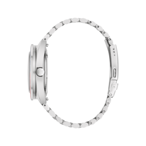 Bulova horloge, zilveren band, zijaanzicht, detailopname, elegant design, accessoire
