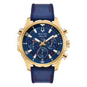 Gouden Bulova Marine Star horloge met blauwe wijzerplaat en band.