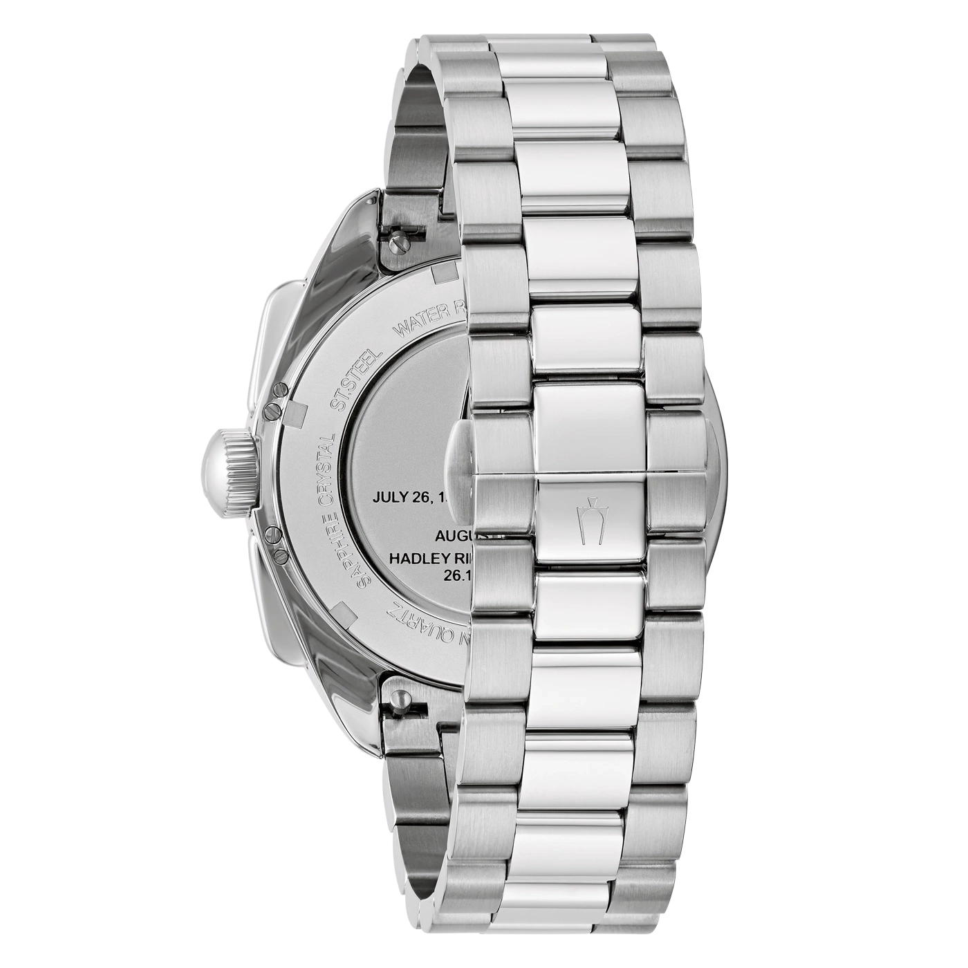 Horloge met metalen band, detailopname van de wijzerplaat en de achterkant.