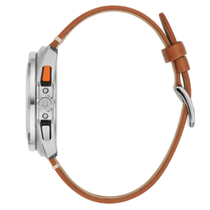 Horloge met bruine leren band, zilveren kast en oranje knop