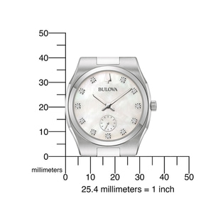Bulova horloge met parelmoer wijzerplaat en diamanten, millimeter schaal.